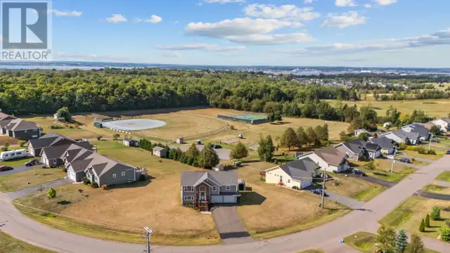 73 BONAVISTA Avenue Stratford, Prince Edward Island in Houses for Sale in Charlottetown - Image 38