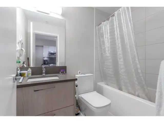 221 13768 108 AVENUE Surrey, British Columbia in Condos for Sale in Delta/Surrey/Langley - Image 9