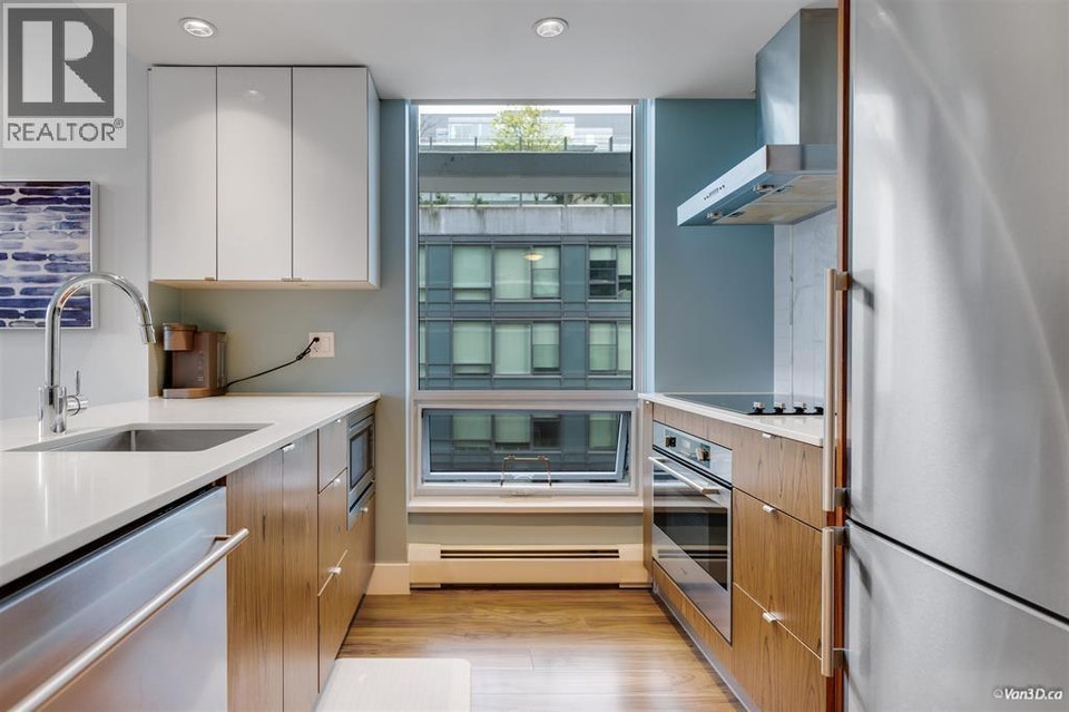 5xx 159 2ND AVENUE Vancouver, British Columbia 5