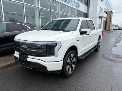 Superbe F-150 Lightning offert en version Platinum très équipé incluant la batterie longue durée off...