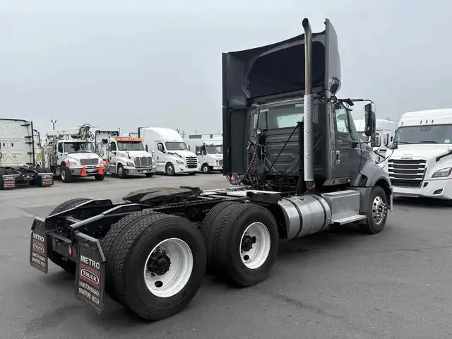 2015 International Prostar SELLING AS-IS in Heavy Trucks in Hamilton - Image 7