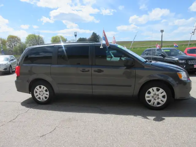 2016 Dodge Grand Caravan Canada Value Package535723882190612485