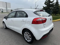 2014 KIA RIO - Hatchback- 4 Door - 6 SPEED MANUAL Transmission - 5 Passenger - 1.6 Lit - V4 Cylinder... (image 5)
