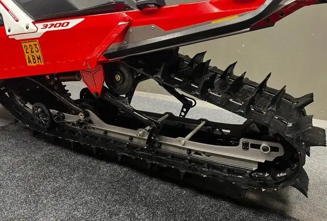 2023 LYNX SHREDDER 3700 RE TURBO (FINANCING AVAILABLE) in Snowmobiles in Strathcona County - Image 8