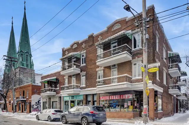 Condo commercial - Unité de coin - 1315 pc + 976 pc au sous-sol in Condos for Sale in City of Montréal - Image 3