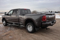 GVWR: 6 350 KG (14 000 LBS),BED UTILITY GROUP -inc: MOPAR Spray-In Bedliner LED Bed Lighting MOPAR D... (image 1)