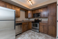 411 GAUVIN DIEPPE - 2 BED - BALCONY & ELEVATOR - AVAIL NOW