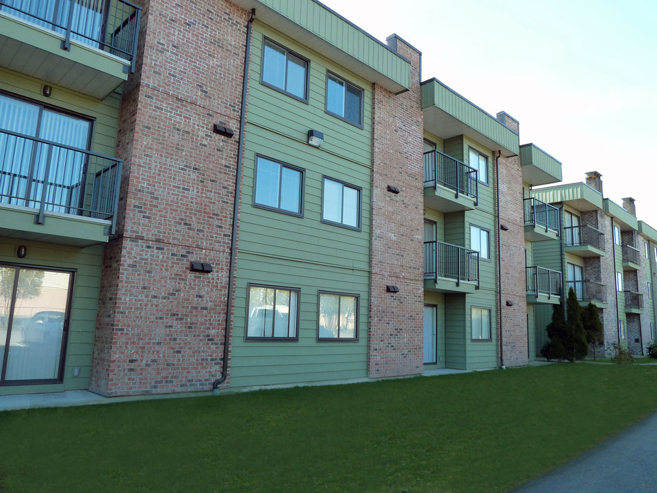 Newton Apartment For Rent | Cedartree Village in Long Term Rentals in Delta/Surrey/Langley