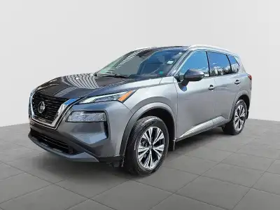 Rogue SV AWD with Heated Seats, and Apple Carplay!Experience a confident and reliable drive with thi...