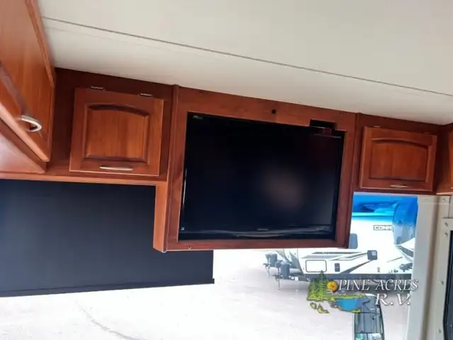 2009 Holiday Rambler Endeavor 41 PDQ 062,221 Miles in RVs & Motorhomes in Moncton - Image 30