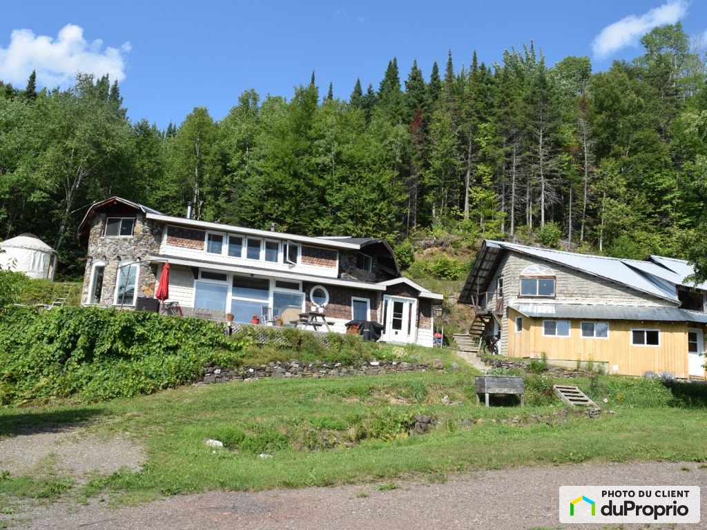 $655,000 - 1 1/2 Storey for sale in Pointe-A-La-Croix — photo 2