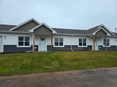 Open House Sunday June 15 2:00-4:00 New townhouses by Ramar Homes! 2 bedroom one level living. Quiet...