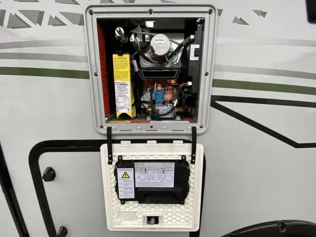 2025 Winnebago Winnebago 22A in RVs & Motorhomes in Abbotsford - Image 45