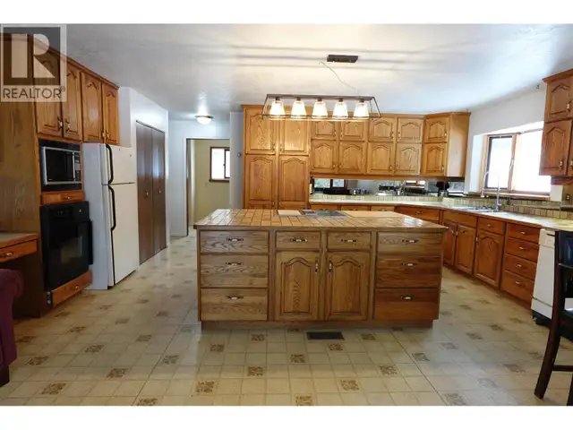 624 TIBBLES ROAD Quesnel, British Columbia in Houses for Sale in Quesnel - Image 9
