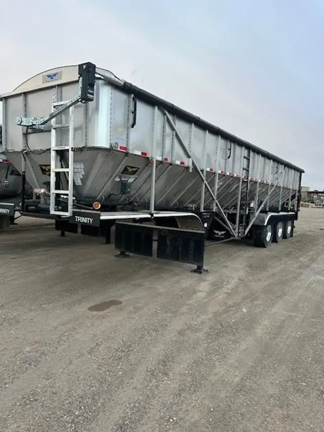 2025 TRINITY EAGLEBRIDGE in Farming Equipment in Calgary - Image 7