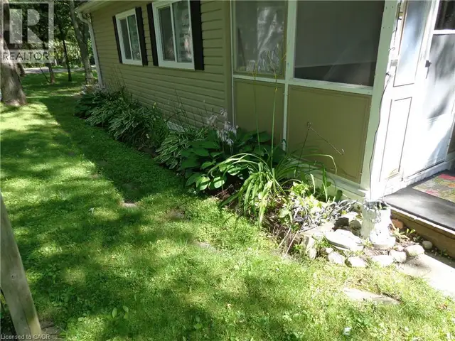 1652 PUDDICOMBE Road Unit# 422 New Hamburg, Ontario in Houses for Sale in Kitchener / Waterloo - Image 4