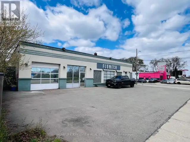495 OTTAWA STREET Hamilton (Crown Point), Ontario in Commercial & Office Space for Rent in Oakville / Halton Region - Image 3