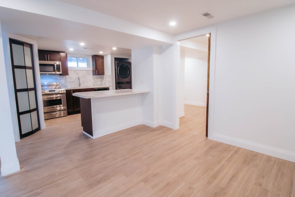 191 Gadsby Ave, Welland - 1 Bedroom Lower Unit 5