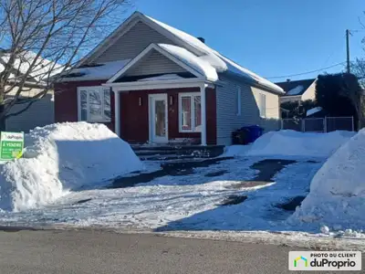 Charmante maison unifamiliale bien entretenue clé en main ! Idéalement conçue pour répondre aux beso...