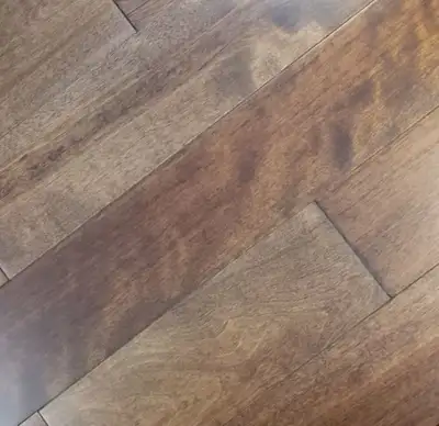 Plancher érable massif de 4 3/4 " - "French Roast", View more