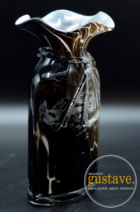 Grand vase verre soufflé brun et blanc