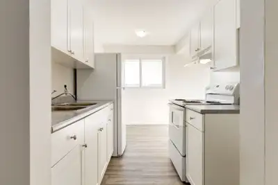 Amenities: Heat & Water Included • Spacious Rooms • Great Location Suite & Building: Bachelor, one-b...