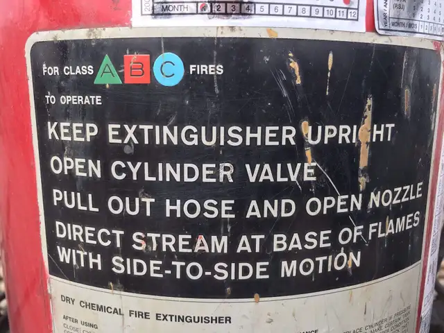 Extincteur antique in Other in Drummondville - Image 5