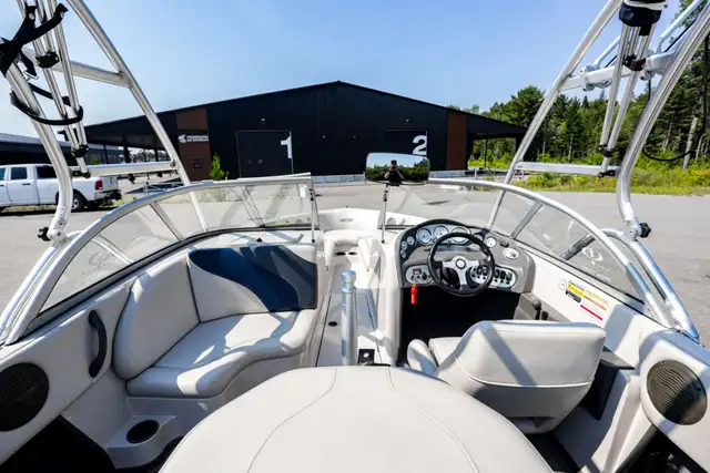 2004 Moomba Outback in Powerboats & Motorboats in Rimouski / Bas-St-Laurent - Image 15
