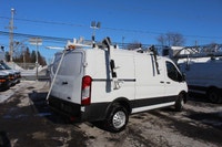 2021 Ford Transit Cargo Van AWD 4X4 / A QUI LA CHANCE 1 SEUL PROPRIO IMPECCABLE / 2021 FORD TRANSIT... (image 3)