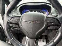 AUCUN DOSSIER DE DOMMAGE Ce Pacifica est équipé de : GPS, Demarreur à distance, Bluetooth, Cruise, P... (image 7)