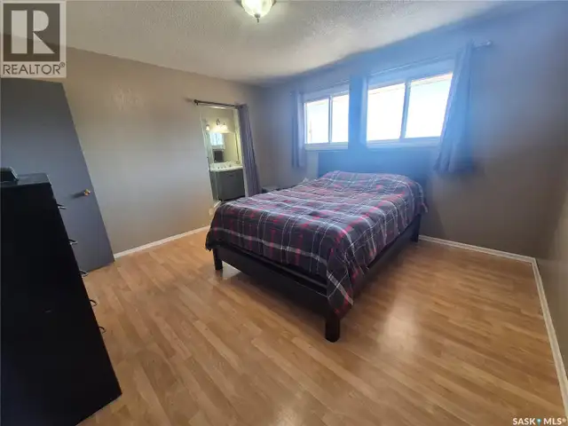 Highway 13 Acreage near Glasnevin Key West Rm No. 70, Saskatchew in Houses for Sale in Regina - Image 16