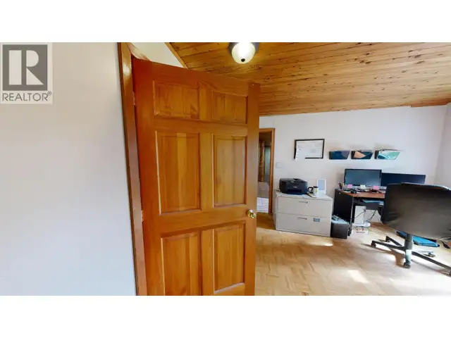 7524 THOMAS POINT ROAD 100 Mile House, British Columbia in Houses for Sale in 100 Mile House - Image 22