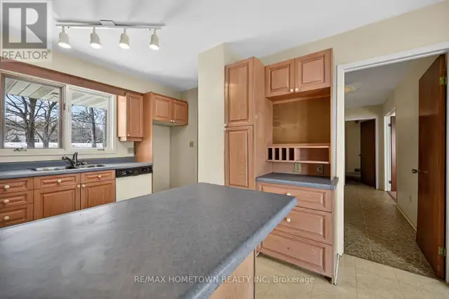 1327 1000 ISLANDS PARKWAY Front of Yonge, Ontario in Houses for Sale in Kingston - Image 16