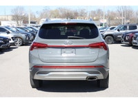 Experience comfort, versatility, and confident all-wheel-drive performance in this 2023 Hyundai Sant... (image 4)