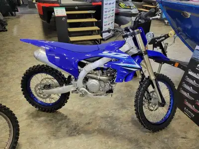 In stock now!! 2025 Yamaha YZ450F Team Yamaha Blue Here to continue its reign, the AMA pro Motocross...