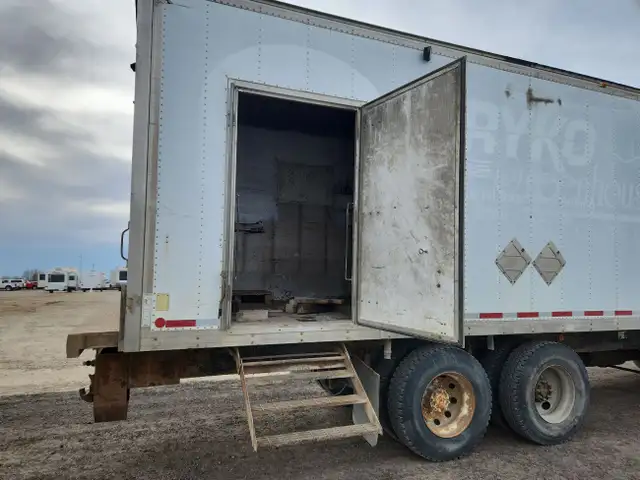 2008 Kenworth T800 in Heavy Trucks in St. Albert - Image 29