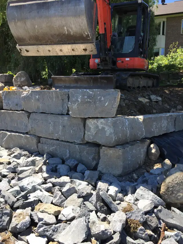 Armour Stone Stone Steps  Retaining walls in Plants, Fertilizer & Soil in Belleville - Image 9