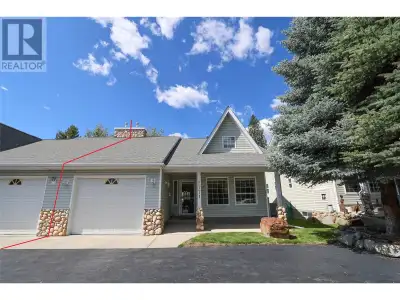 This stunning home in Mark Creek Crossing is very tastefully updated and move in ready. The main flo...