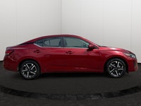 Experience the perfect blend of athletic styling and everyday practicality in this refined compact s... (image 5)