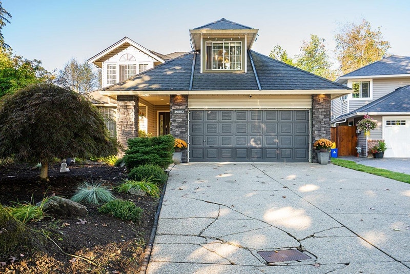 20552 96A AVENUE Langley, British Columbia Houses for Sale