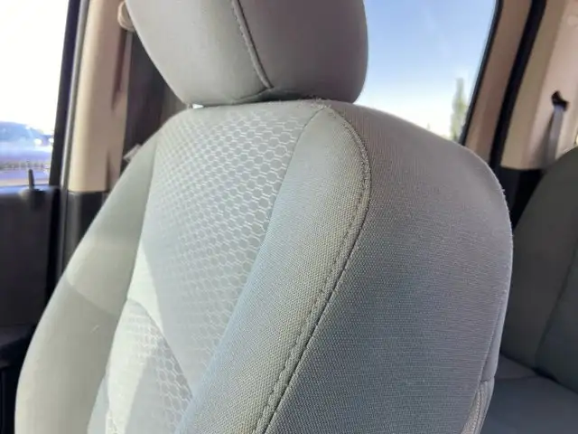 2017 Ram 1500 Tradesman | Legendary 5.7L HEMI V8 Engine & 4x4 in Cars & Trucks in Edmonton - Image 24
