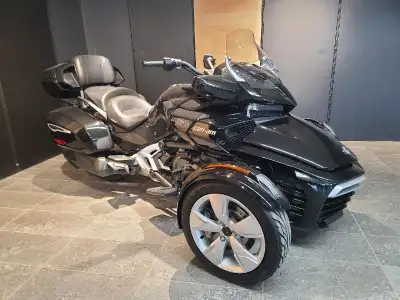 Lapointe Sports Inc CAN-AM F3 Limited SE6 2023 Pour les longs voyages le Spyder F3 Limited s’avère l...