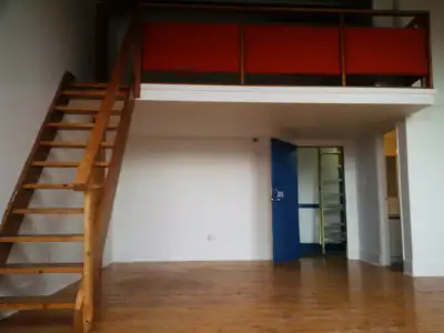 $2,275.00 + HST per month Available March 1, 2026 Includes all utilities 4-piece bathroom High ceili...