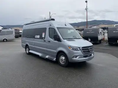 Pleasure-Way Plateau Class B diesel motorhome TS highlights: Power Sofa Lagun Table System Inflatabl...