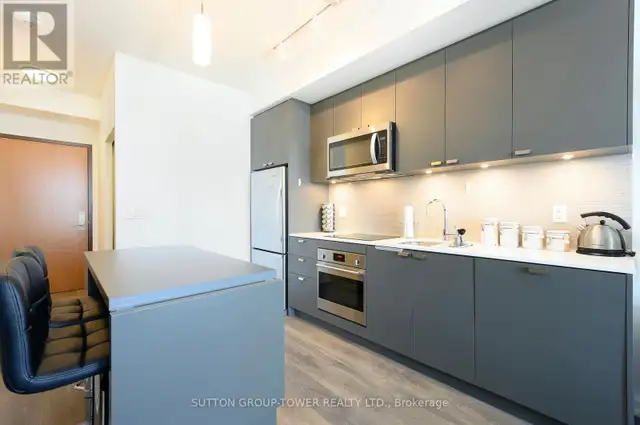 1906 - 56 FOREST MANOR ROAD Toronto (Henry Farm), Ontario63005669629185122
