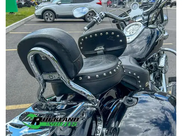 2007 Yamaha V-STAR 1700 in Street, Cruisers & Choppers in Ottawa - Image 8