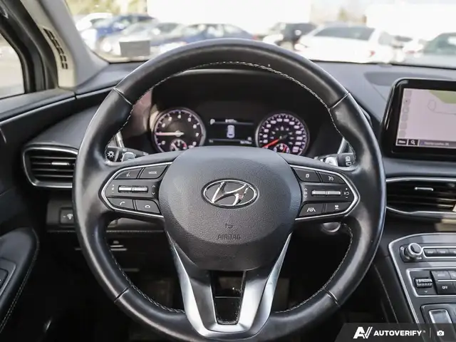 2023 Hyundai Santa Fe Preferred w/Trend Package Low Km | Leat...5905358261118668813