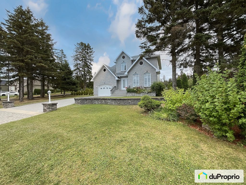 $549,000 - 2 Storey for sale in Rimouski (Pointe-Au-Père) — photo 1