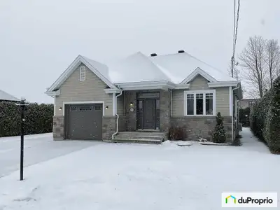 Beau bungalow clé en main, situé près de tous les services (école primaire et centre sportif). Elle...