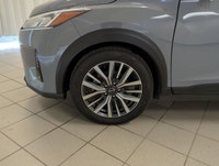 This used 2024 Nissan Kicks SV is a smart fit for city life in Dartmouth. Its Grey exterior gives it... (image 9)